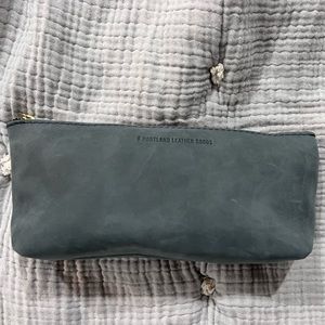 Portland Leather Goods gray utility bag